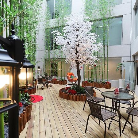 Hotel The Maru Пхёнчхан Экстерьер фото