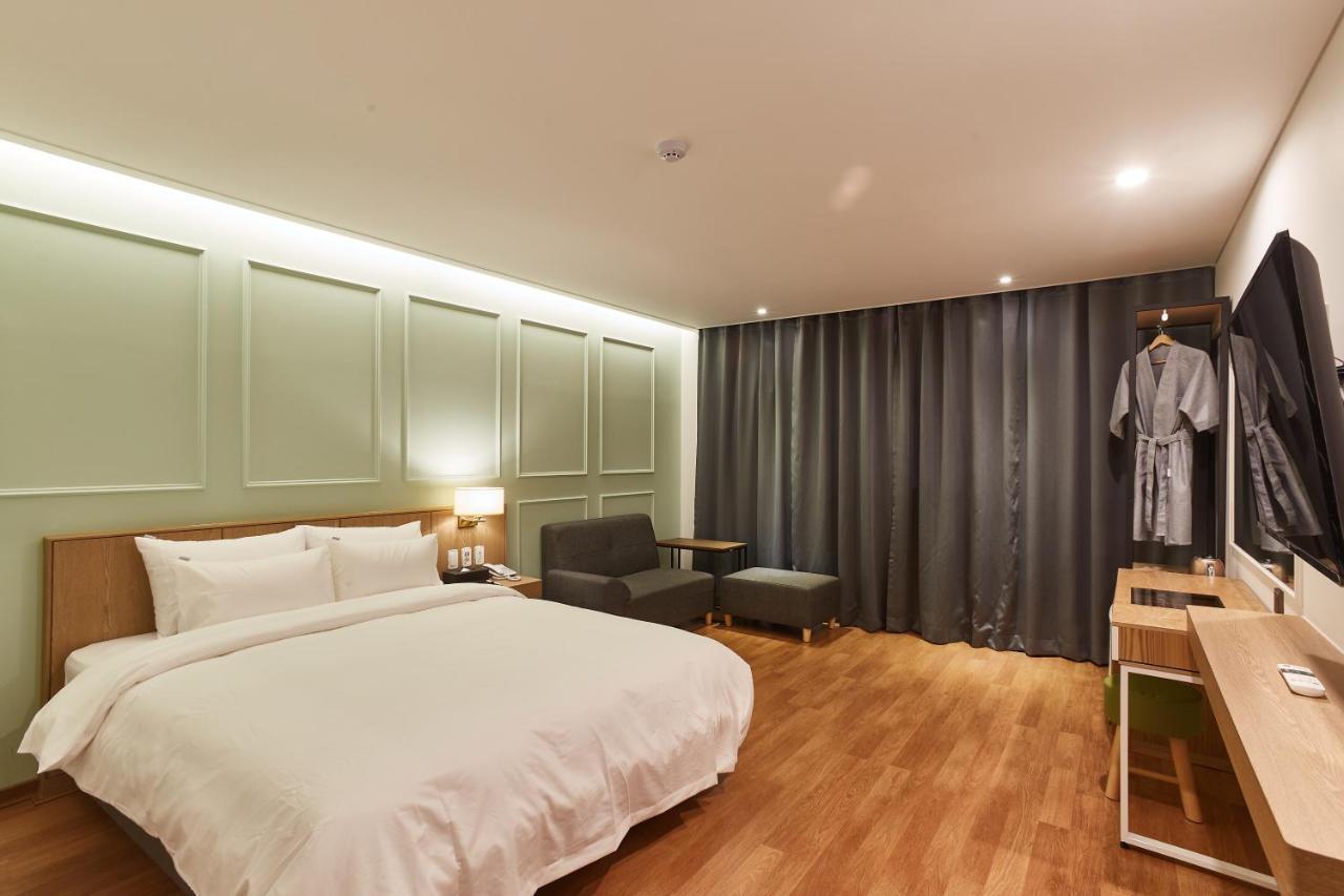 Hotel The Maru Пхёнчхан Экстерьер фото