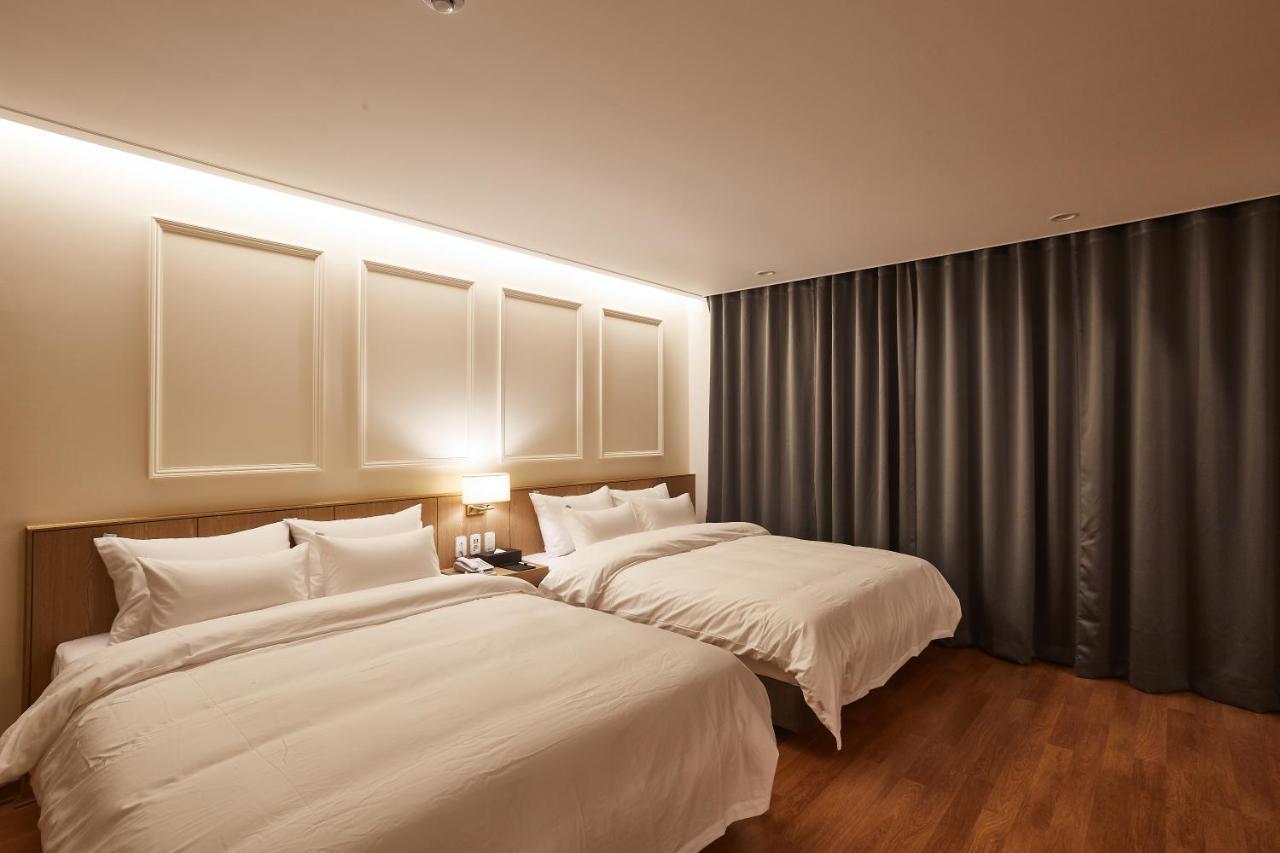 Hotel The Maru Пхёнчхан Экстерьер фото